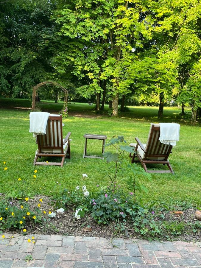 Bed and Breakfast Les Grandes Hayes Coulonges-sur-Sarthe Zewnętrze zdjęcie