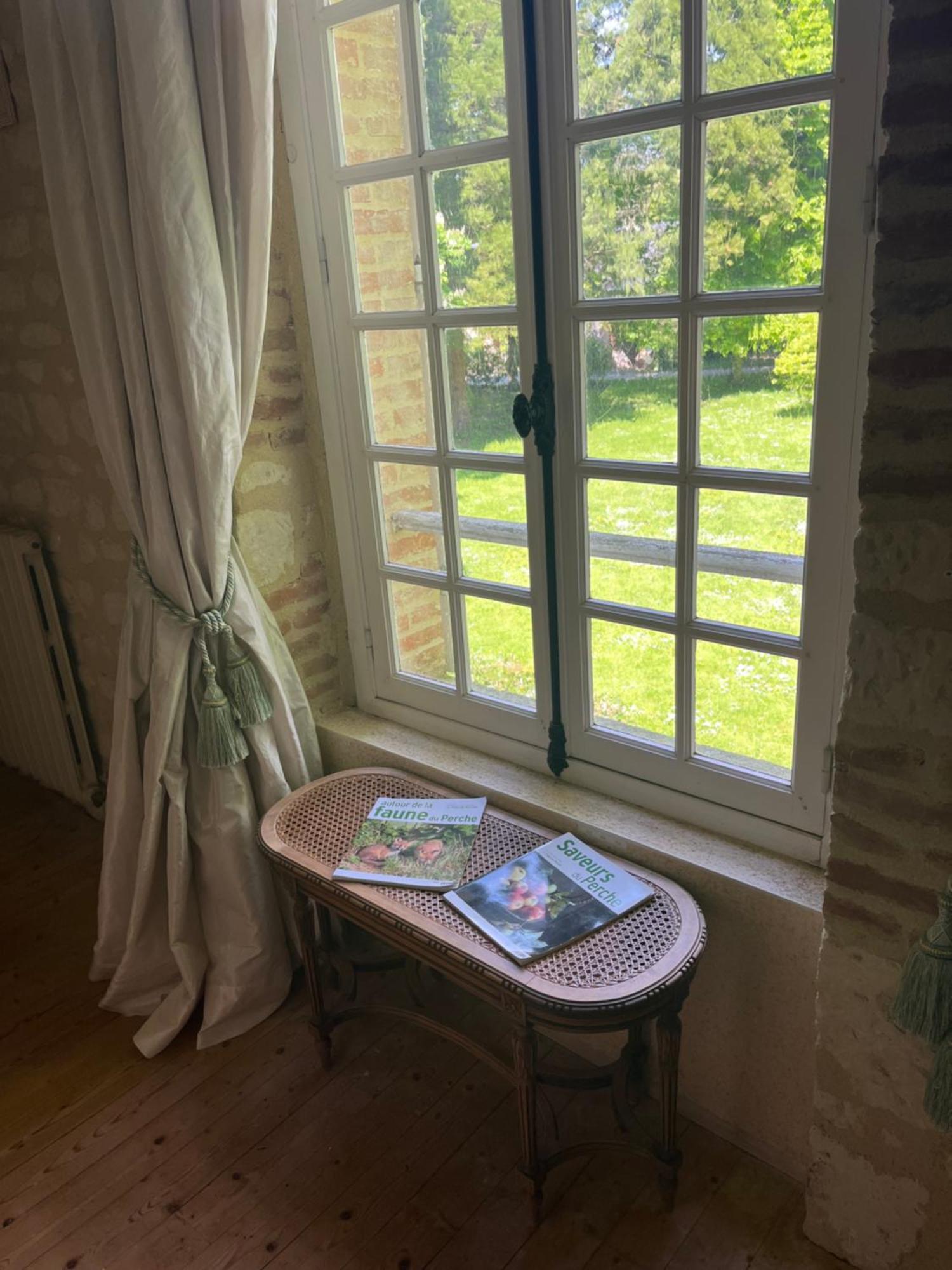 Bed and Breakfast Les Grandes Hayes Coulonges-sur-Sarthe Zewnętrze zdjęcie